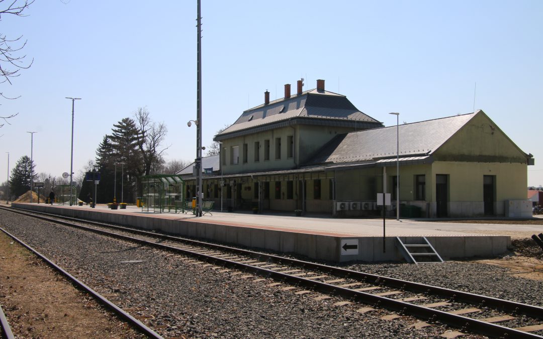 Renovierung des Empfangsgebäudes des Bahnhofs Kőszeg