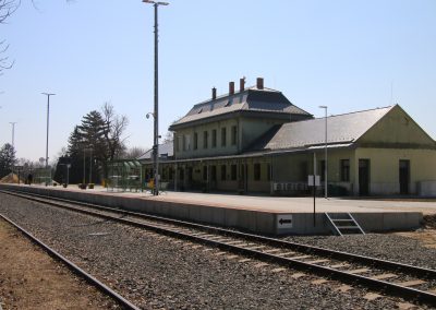 Renovierung des Empfangsgebäudes des Bahnhofs Kőszeg