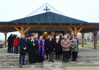 Bau der Aufbahrungshalle in Nagysimonyi